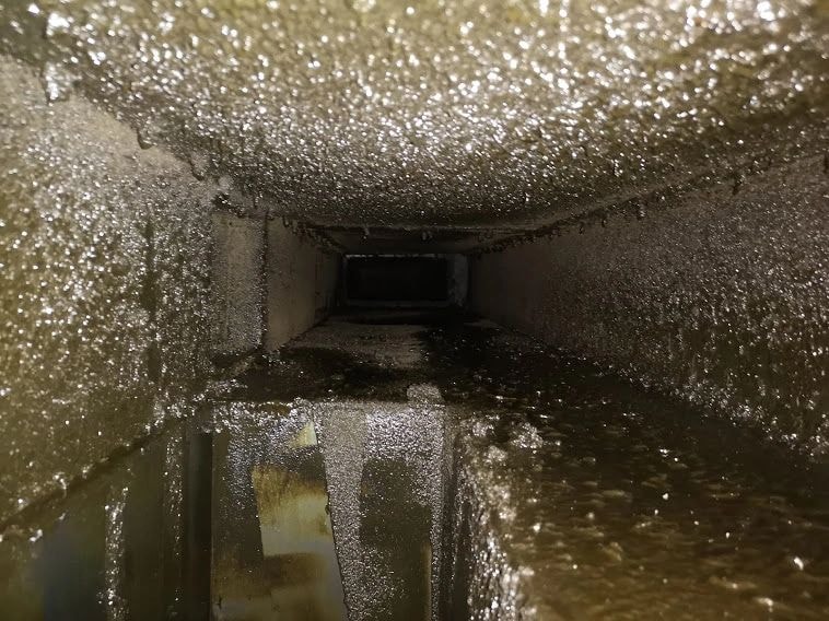 Kitchen exhaust duct before cleaning